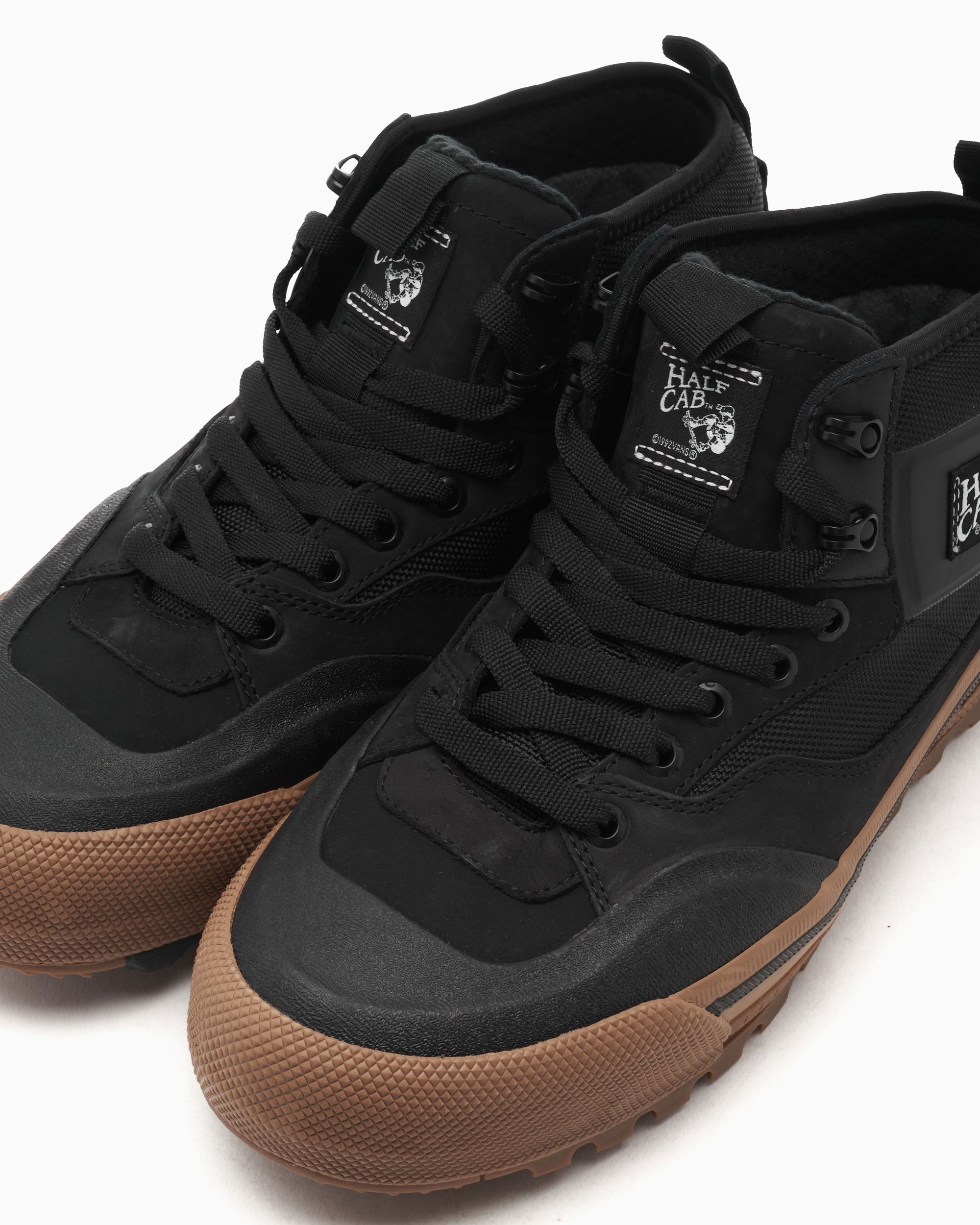 Vans Half Cab Gore Tex MTE 3 Nero VN0009QWB9M1 FOOTDISTRICT