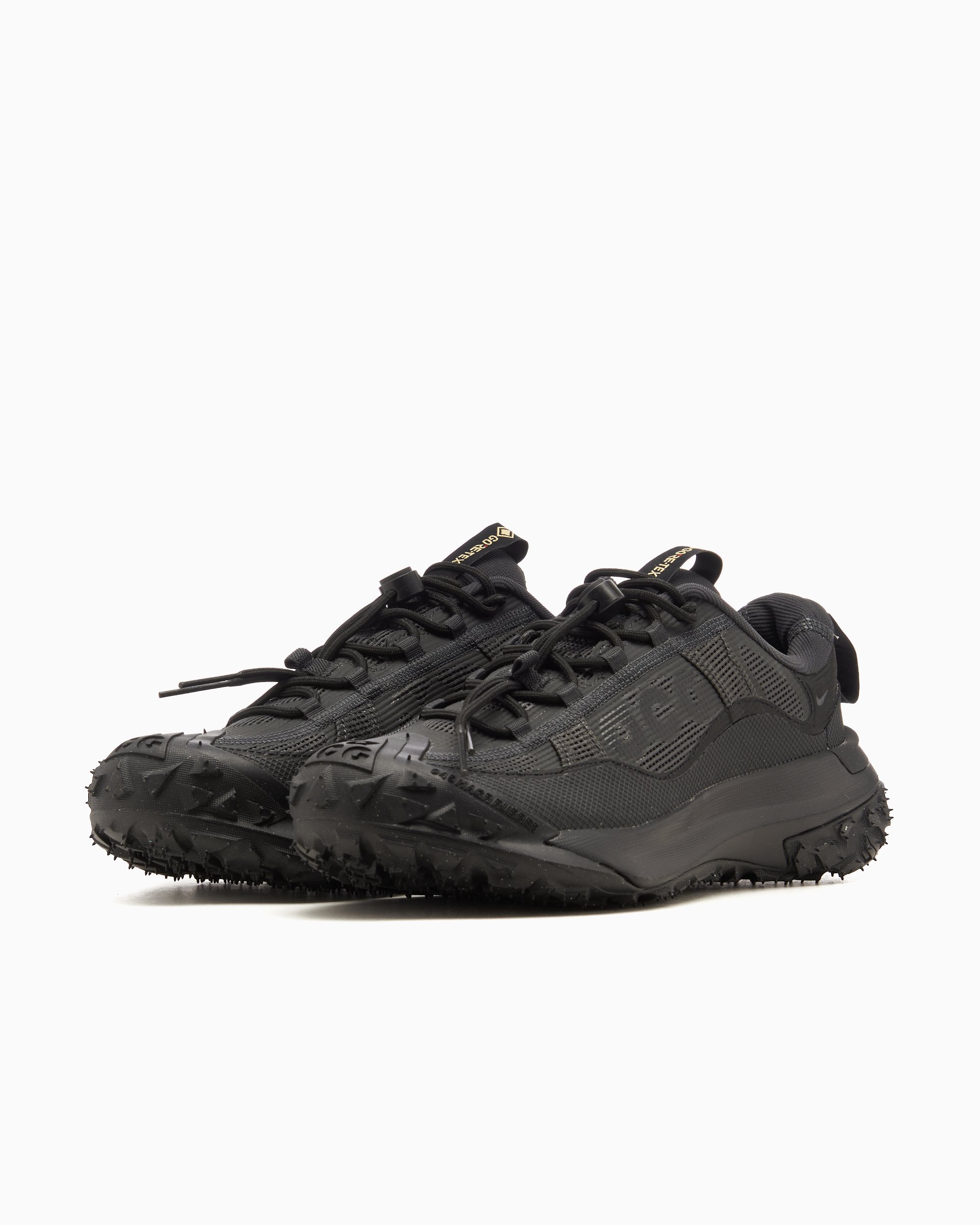 ナイキACG マウンテンフライ2 GTX ゴアテックス　HF6245-001 Nike ACG Mountain Fly 2 Low Gore-Tex 'Black' – Puffer Reds