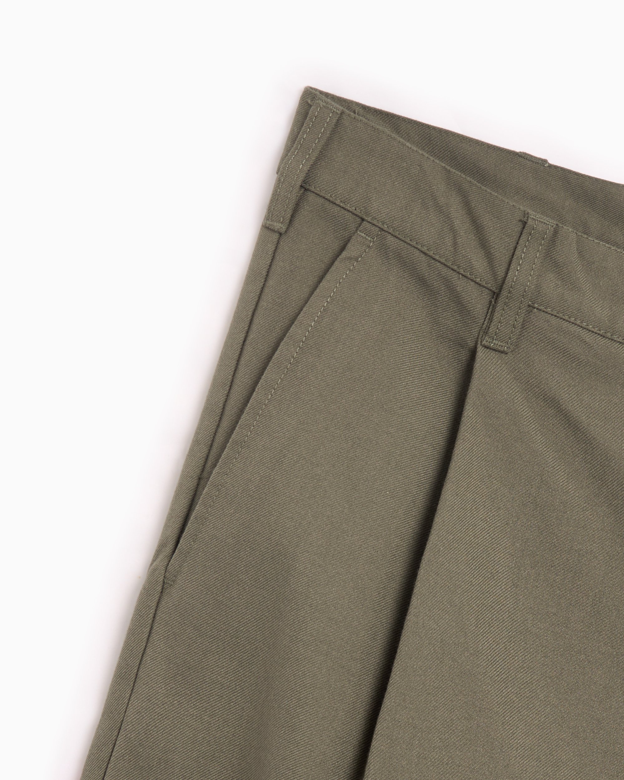 BELPER PLEATED PANTS（GREEN）｜パンツ