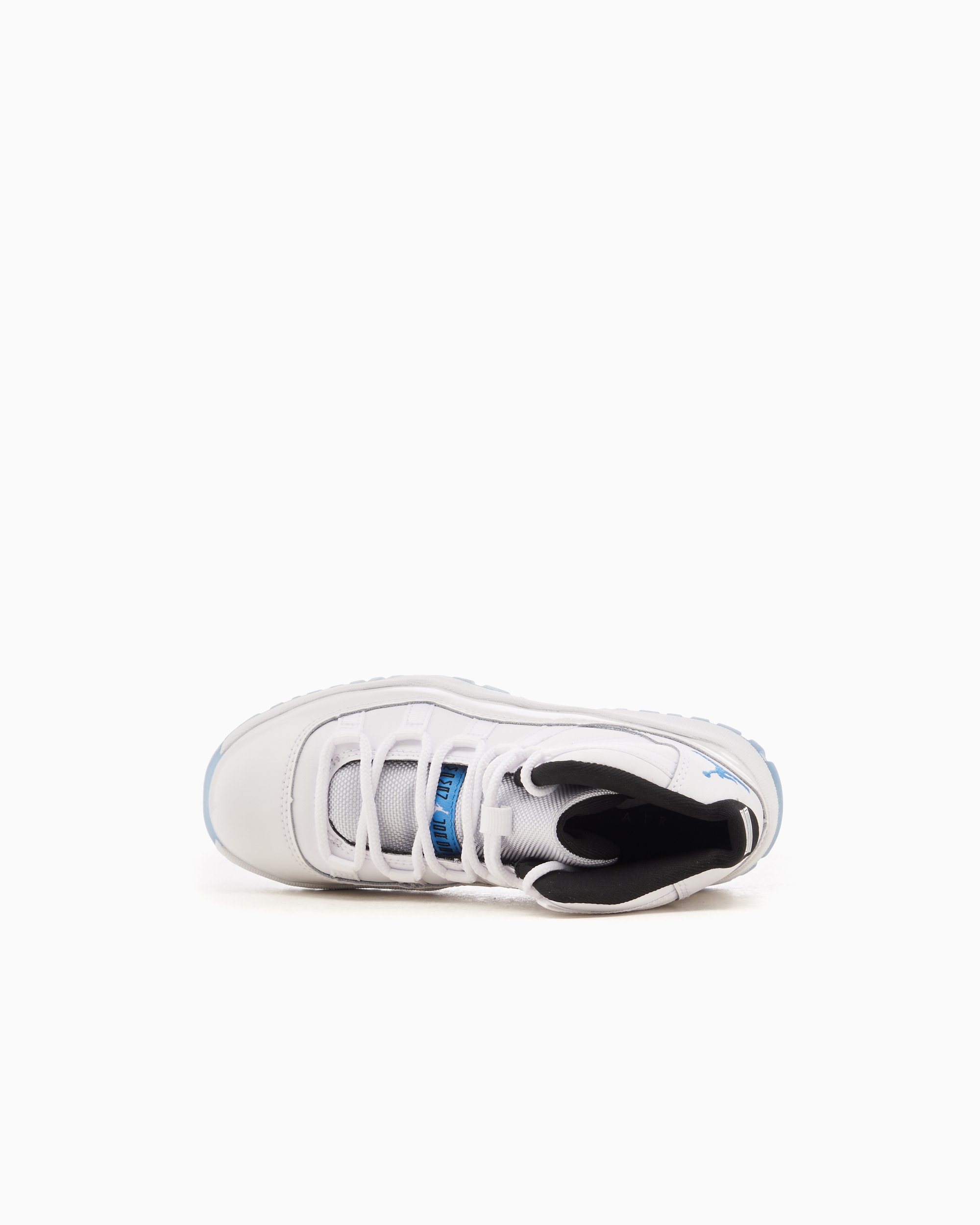 Jordan 11 legend blue box online
