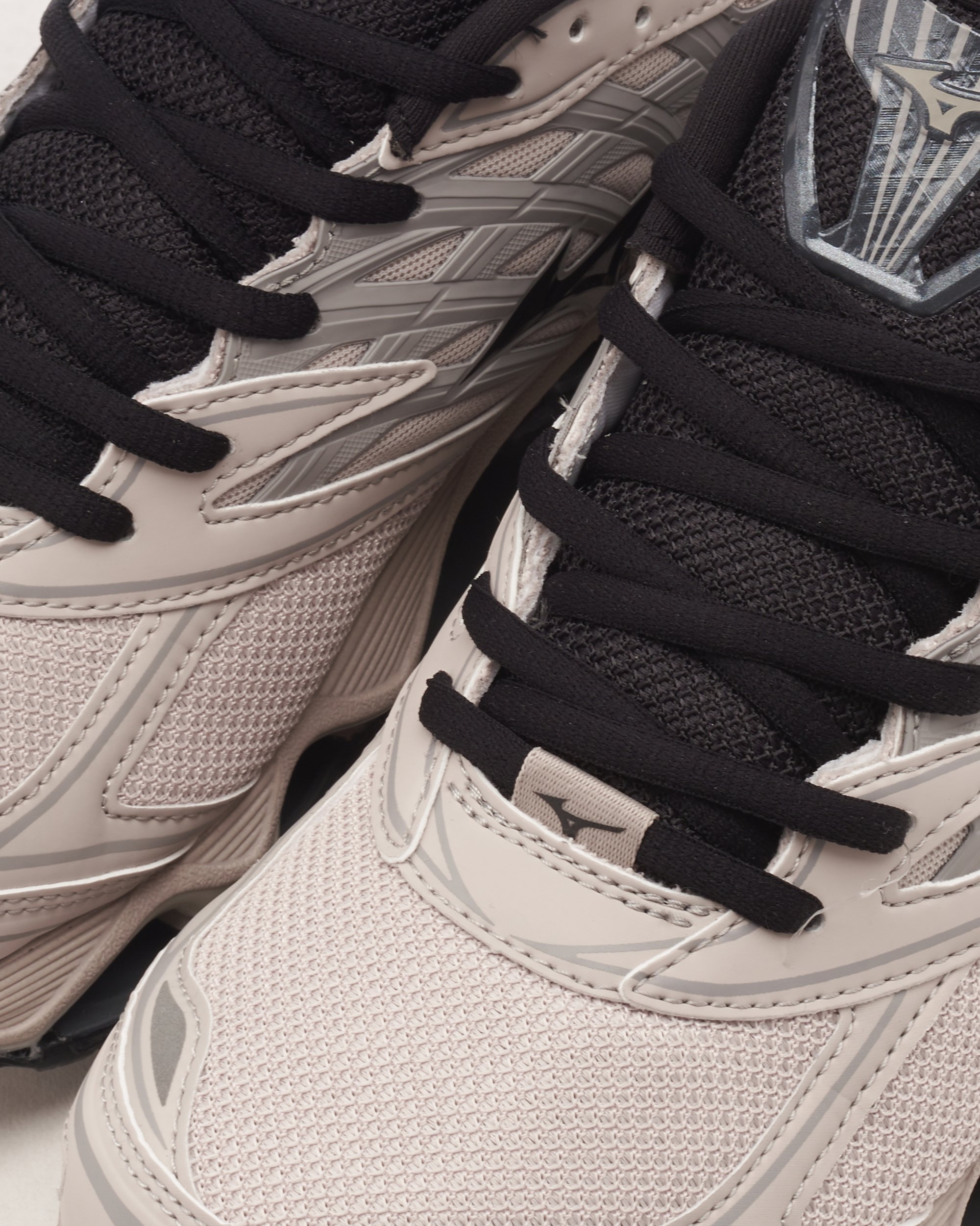Mizuno Wave Prophecy LS Beige D1GA3337 03 FOOTDISTRICT