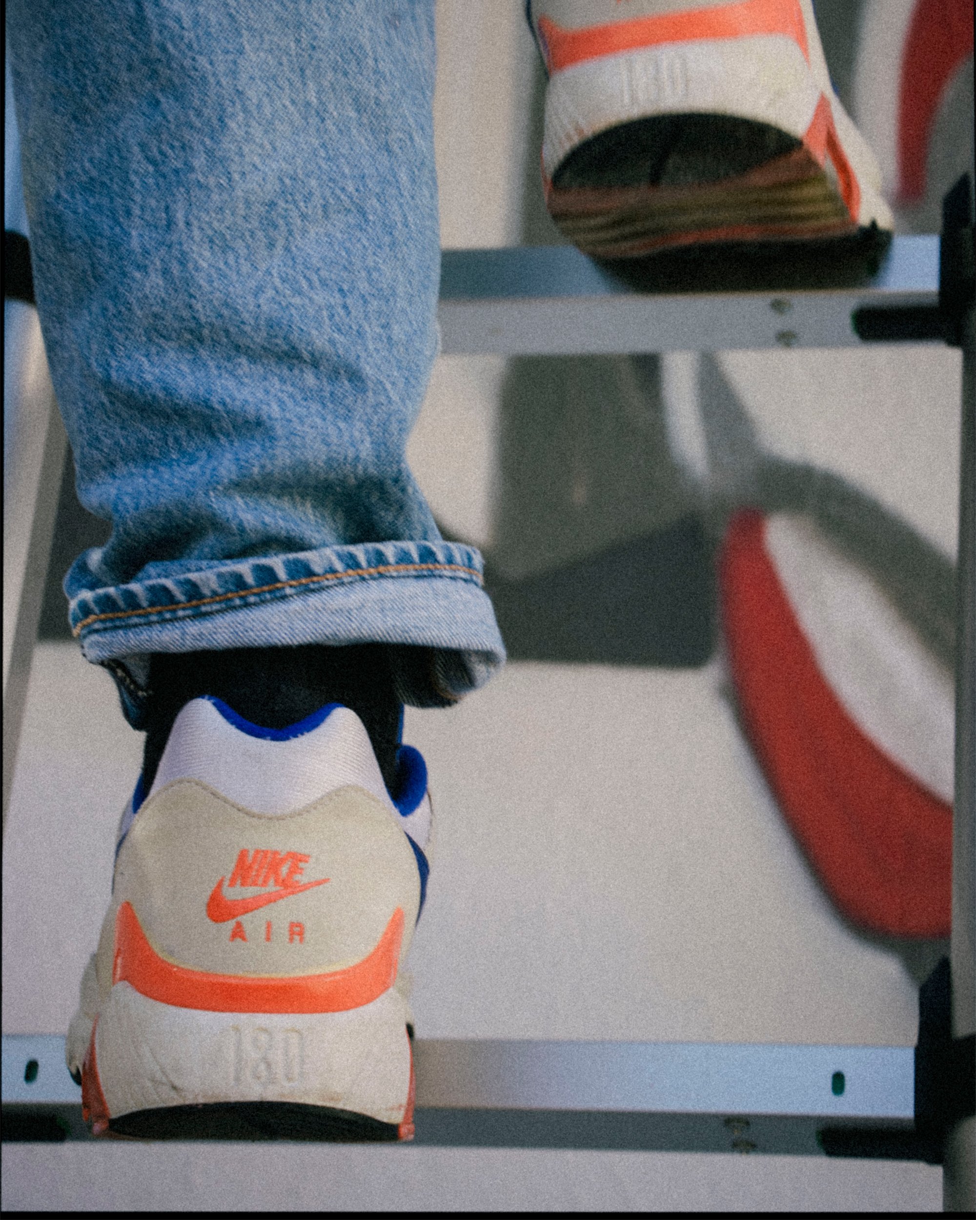 Nike air max 180 og ultramarine on feet 2025