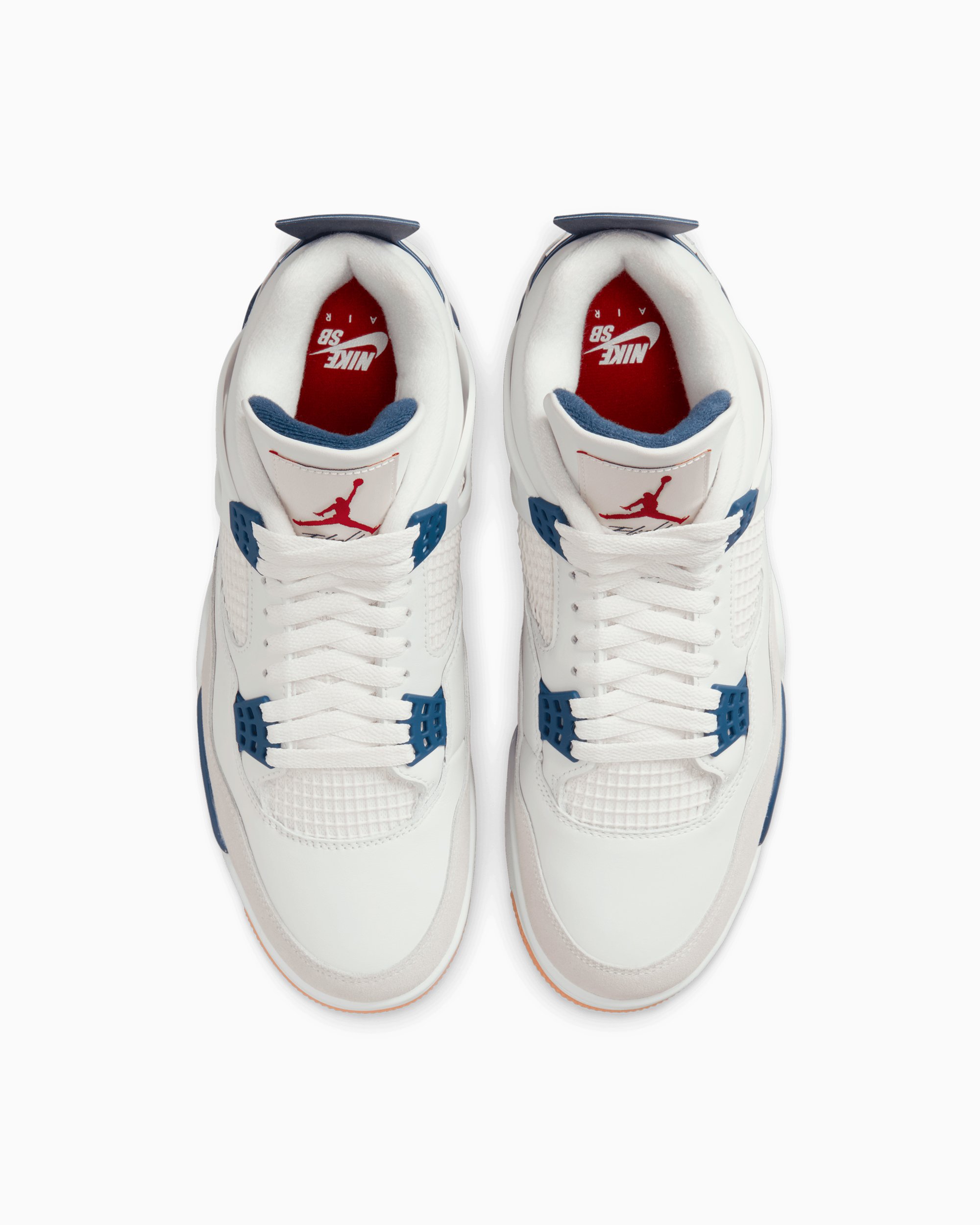 Air Jordan x Nike SB 4 