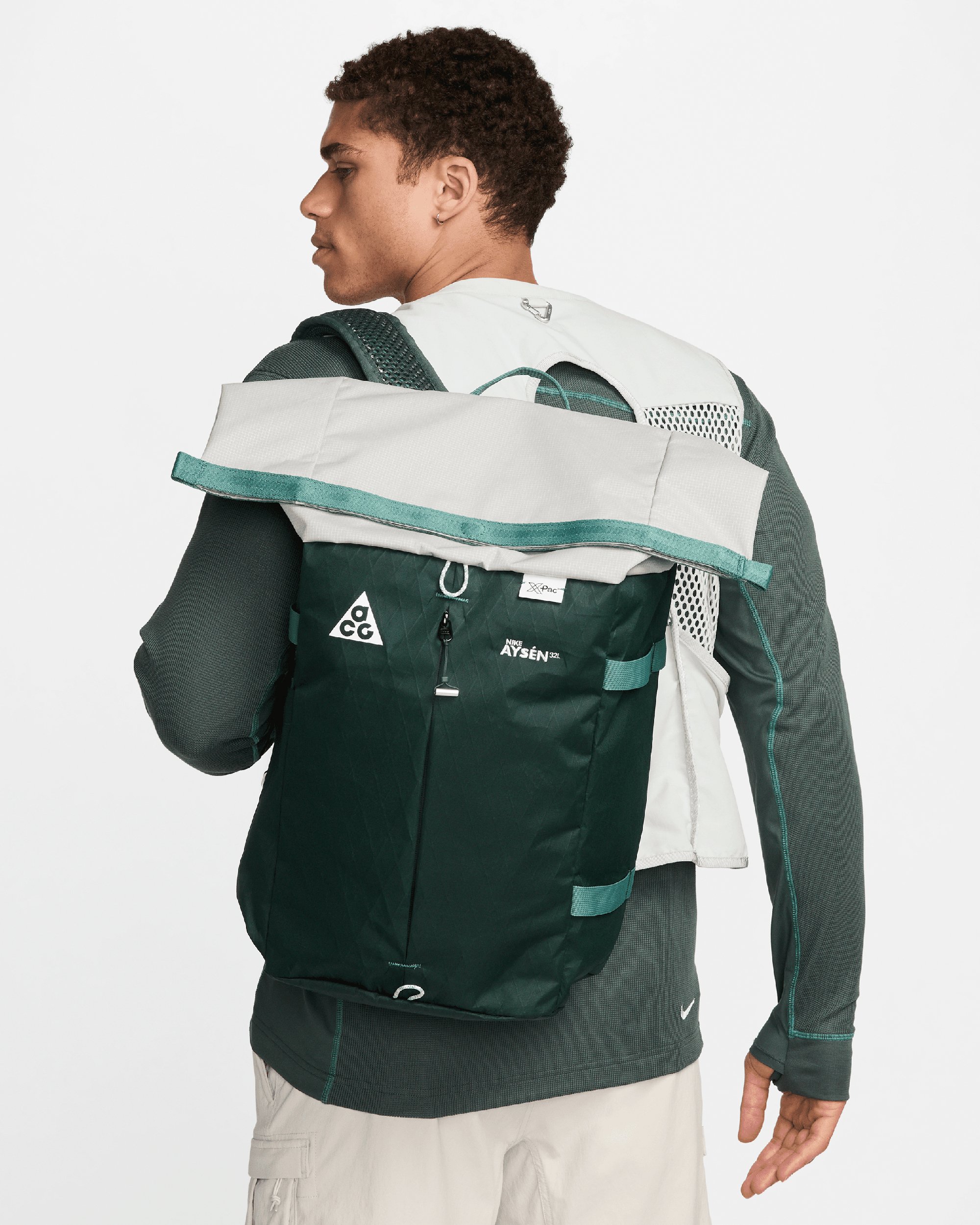 Nike ACG Aysen Unisex Day Backpack Green DV4054 338 FOOTDISTRICT