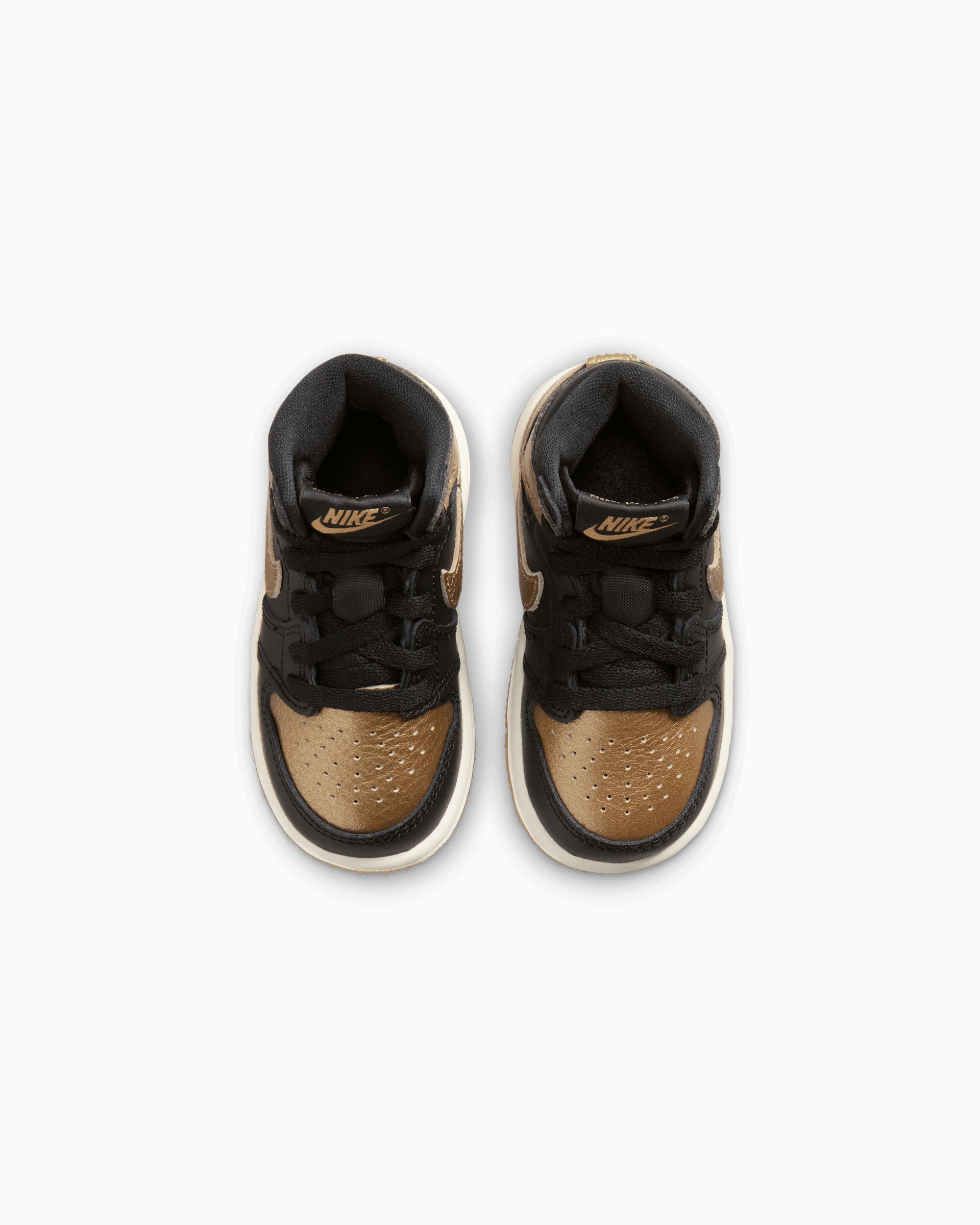 Air Jordan 1 Retro High OG Black Metallic Gold TD Schwarz FD1413 071 FOOTDISTRICT