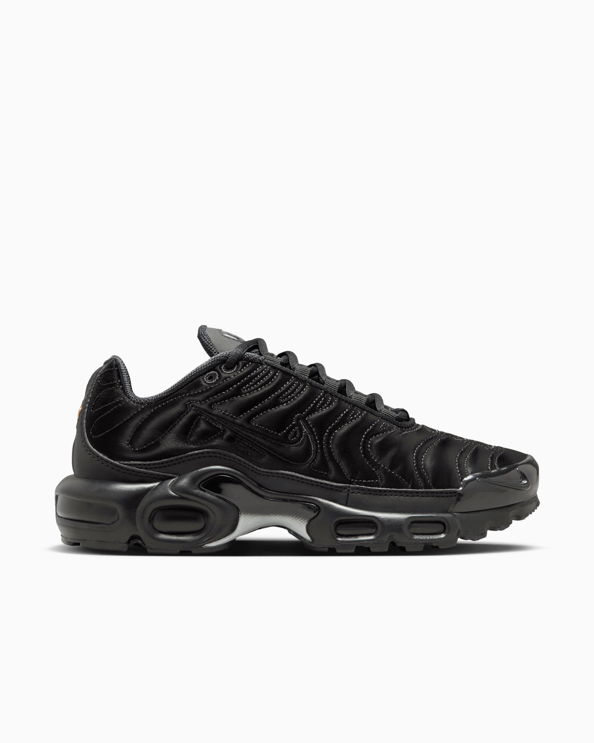 Womans air max plus sales