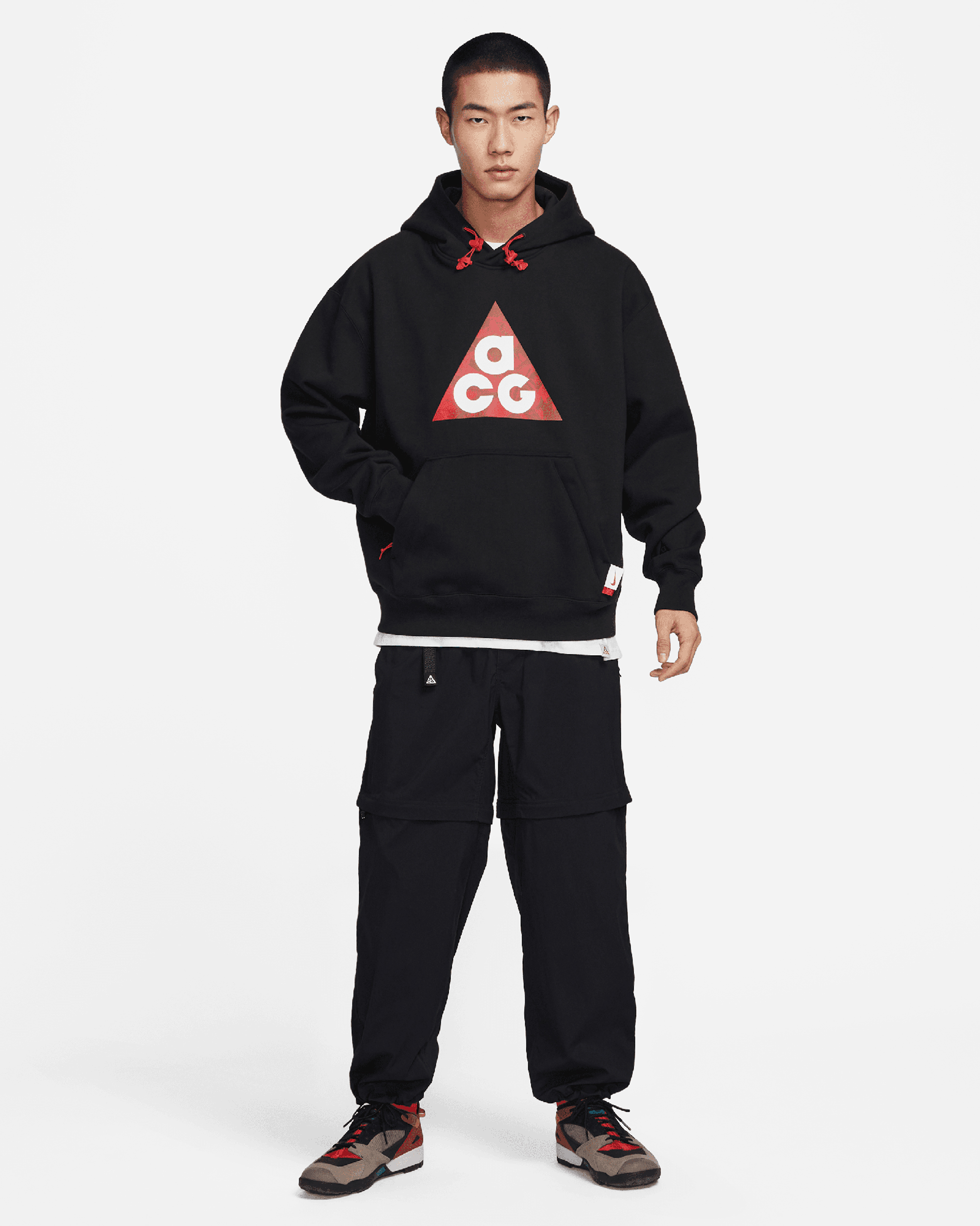 Nike ACG Chinese New Year Men s Hoodie Negro Rojo HF2947 010 FOOTDISTRICT