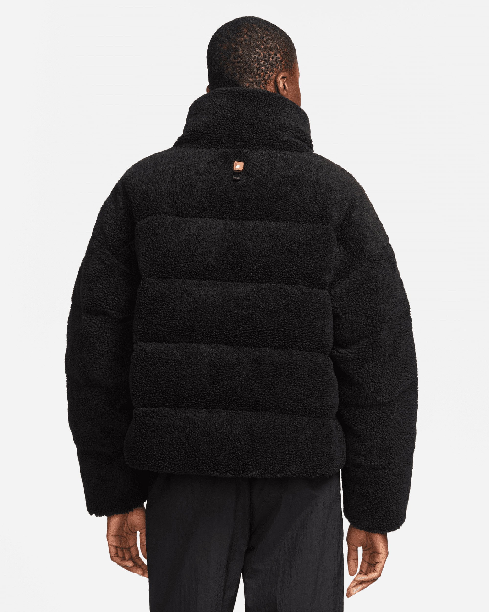 Nike Sportswear Therma FIT City Series Women s Sherpa Jacket Noir DD4654 010 FOOTDISTRICT