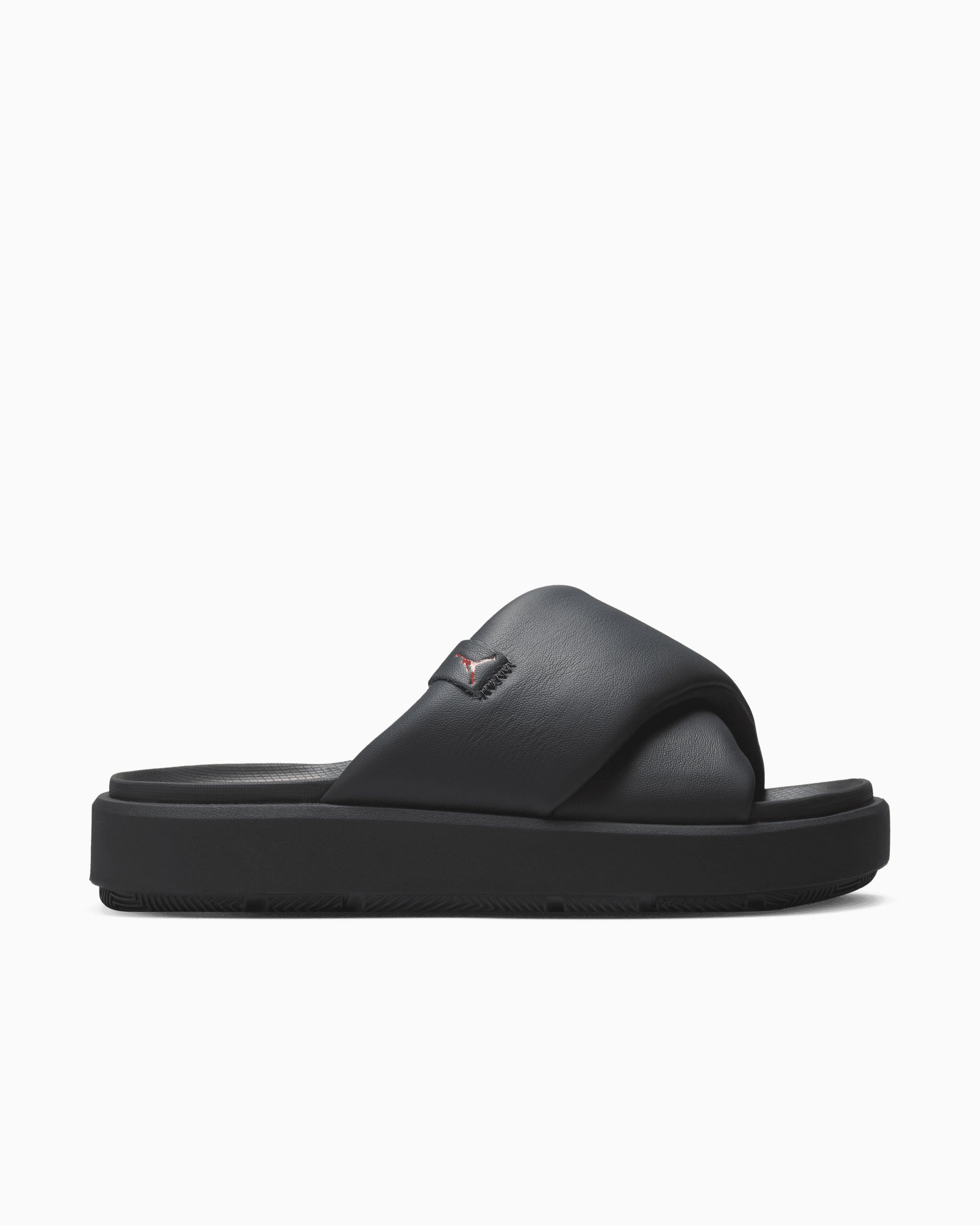 正規 Jordan FOOTDISTRICT | DO8863-006 Black Slide Sophia Women's 靴