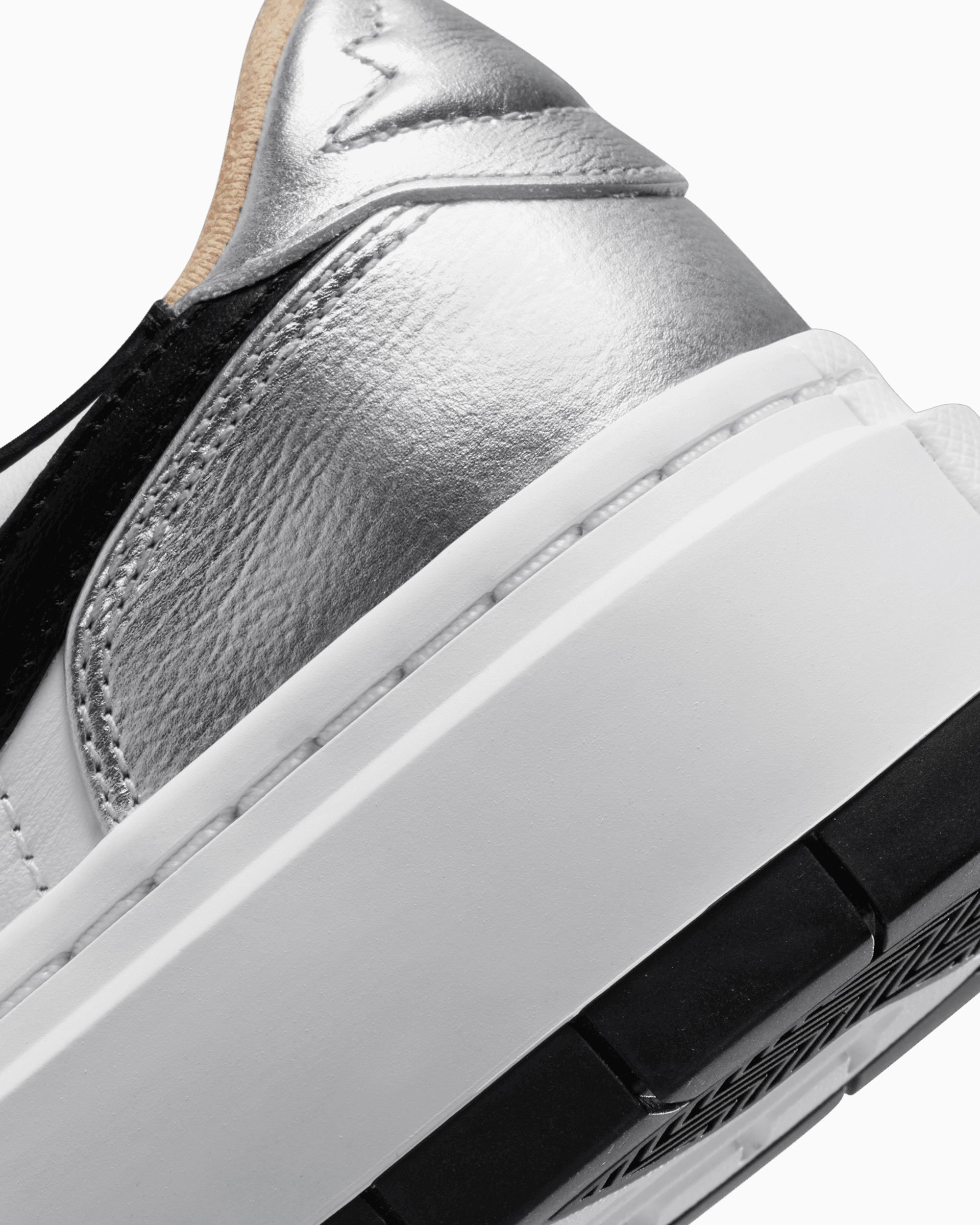 Adidas outlet silver jordan