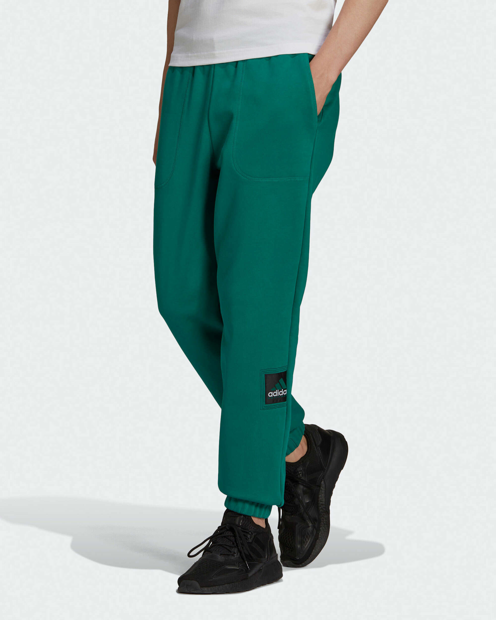 Adidas originals 2025 eqt pants
