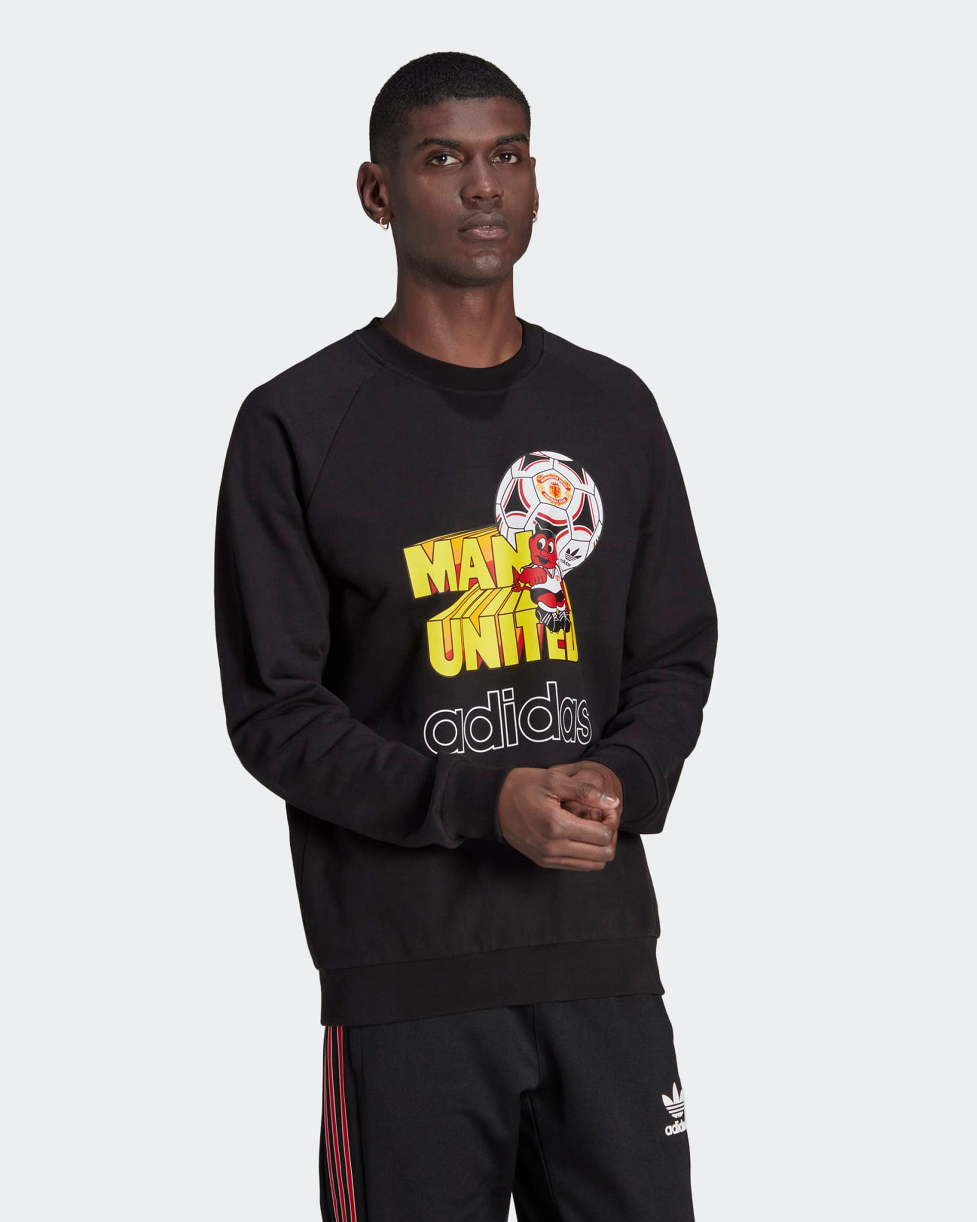 Man u sweatshirts sales