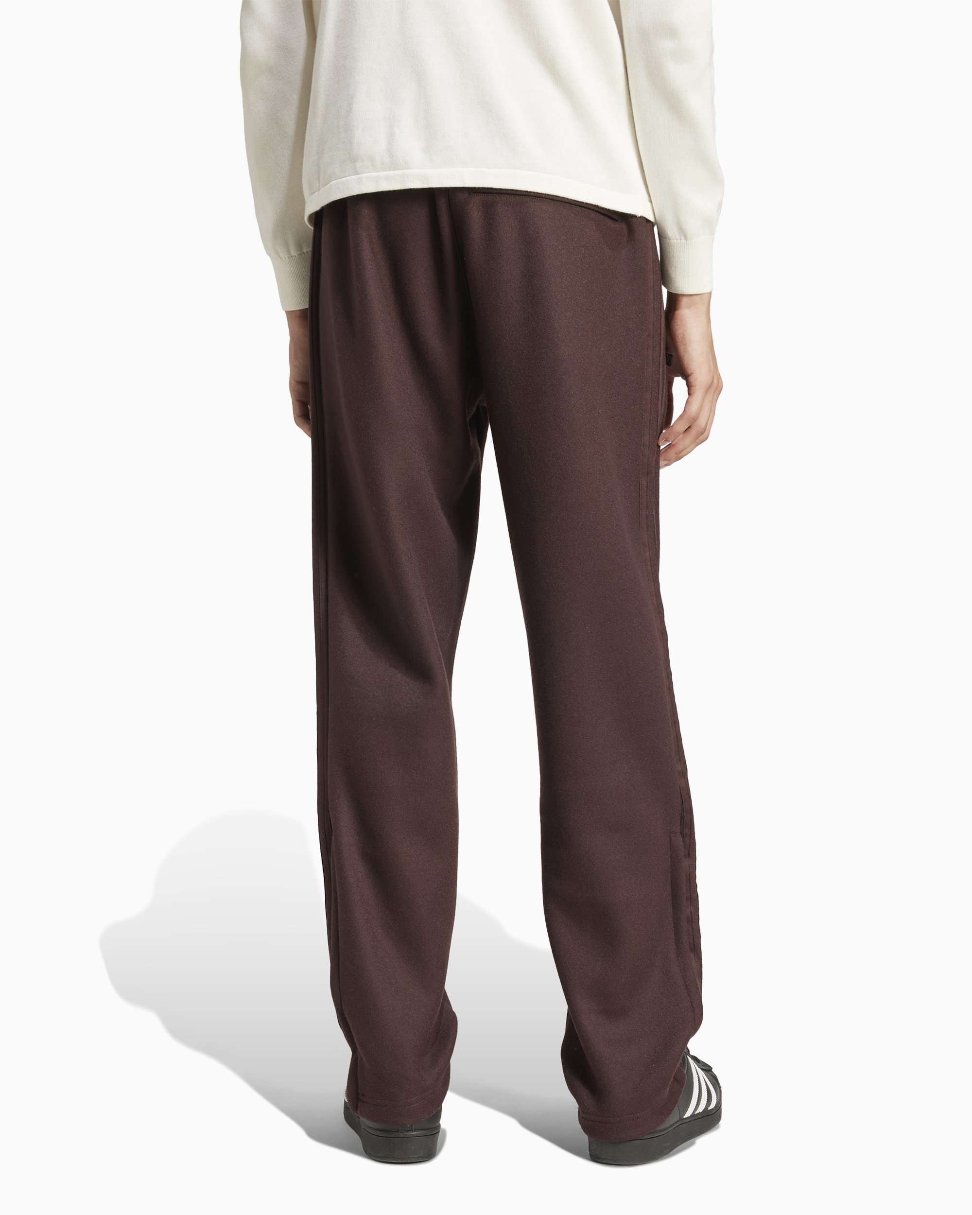 adidas Originals Men s Track Pants Marrone IZ3181 FOOTDISTRICT
