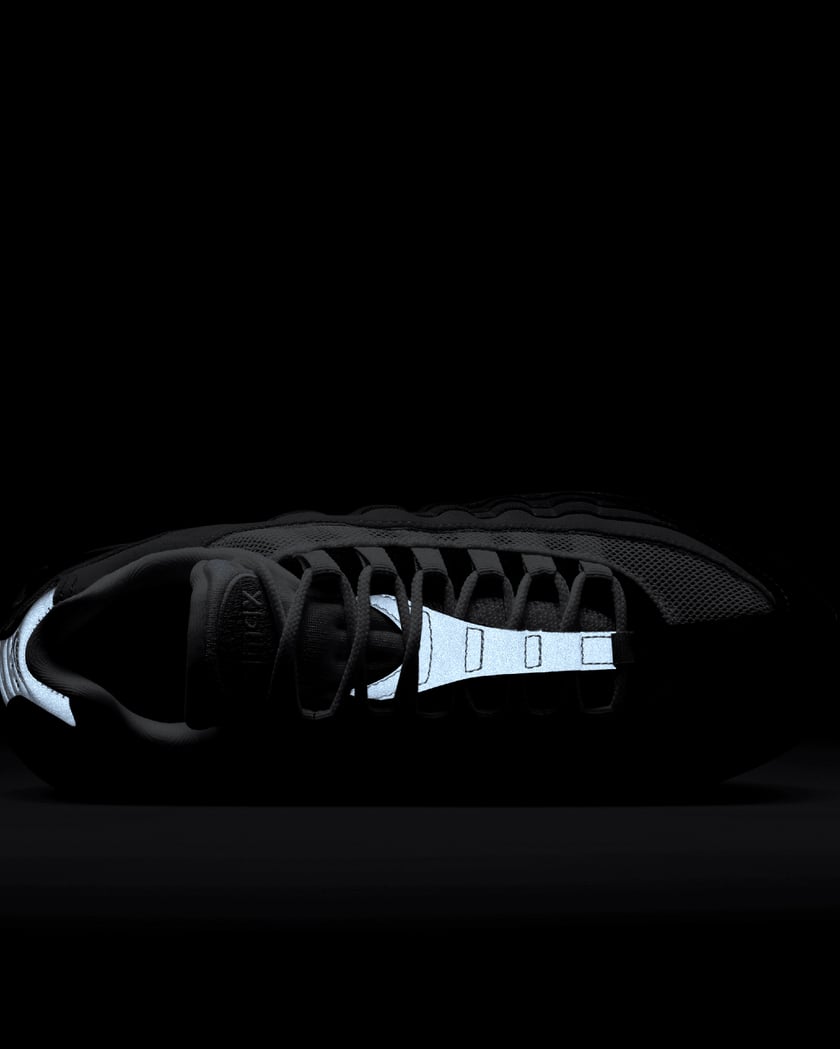 靴 Nike Women's Air Max 95 OG \"Blue Tint\" The Women's Nike Air Max 95 OG Blue Tint Releases August 2025