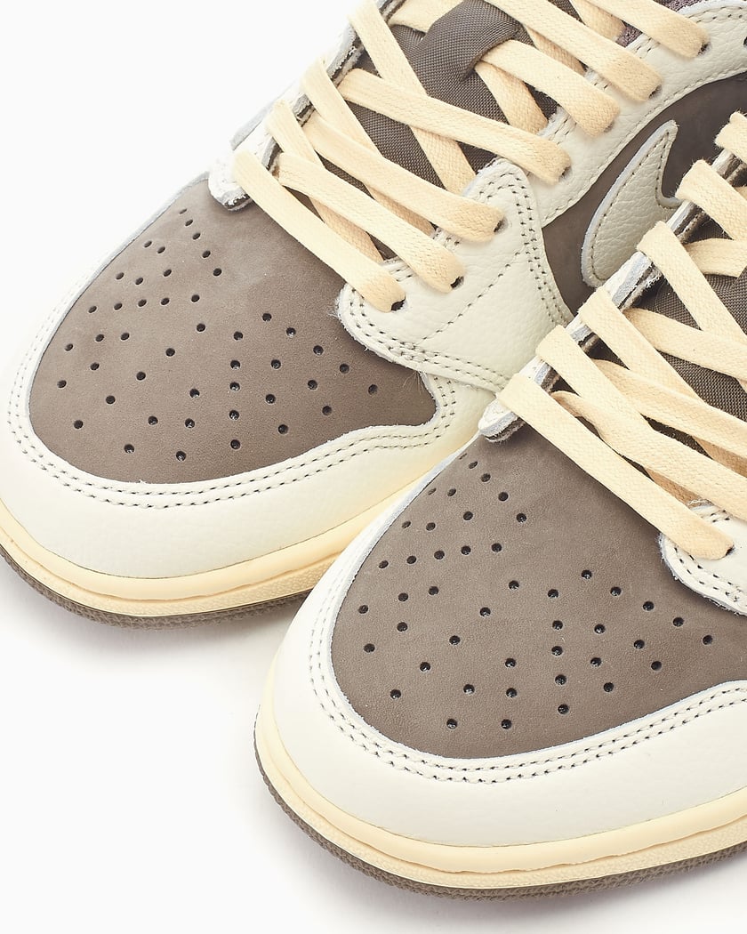 Air Jordan x Travis Scott 1 Low OG SP