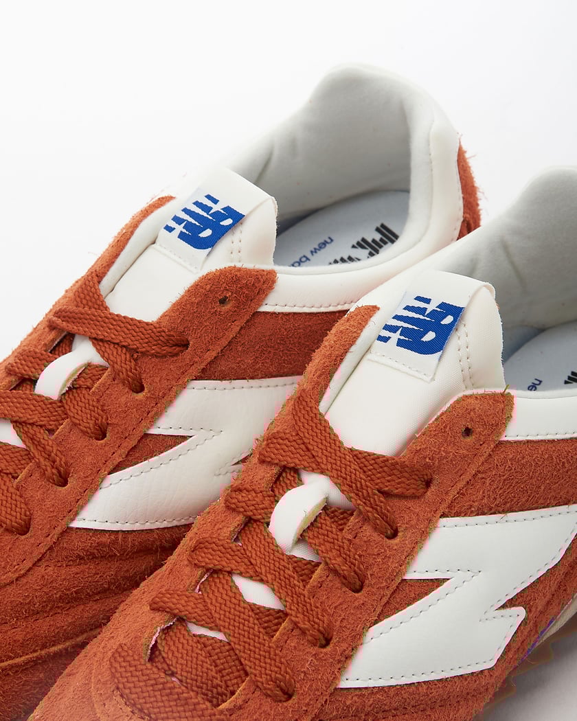 Zapatillas new balance naranjas 2025