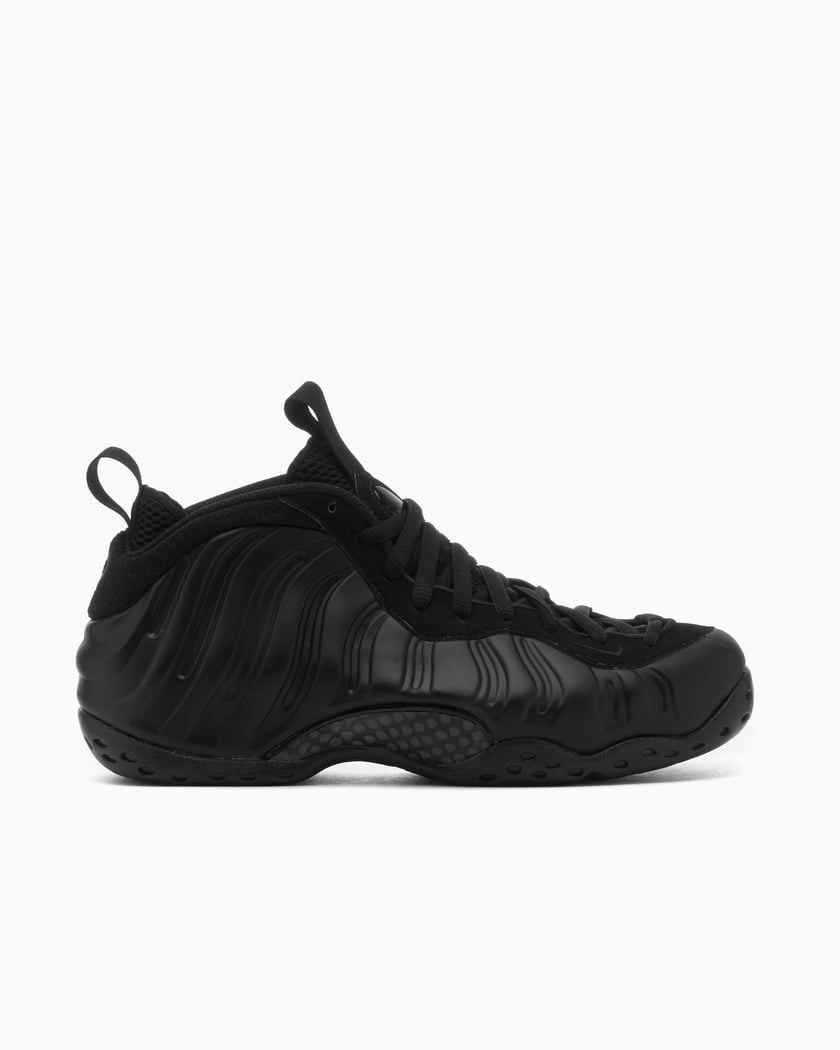 Nike Air Foamposite One Black Anthracite Black FD5855 001 FOOTDISTRICT