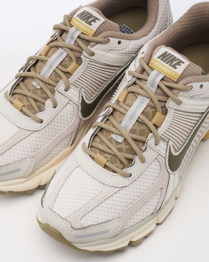 Vomero shoes on sale