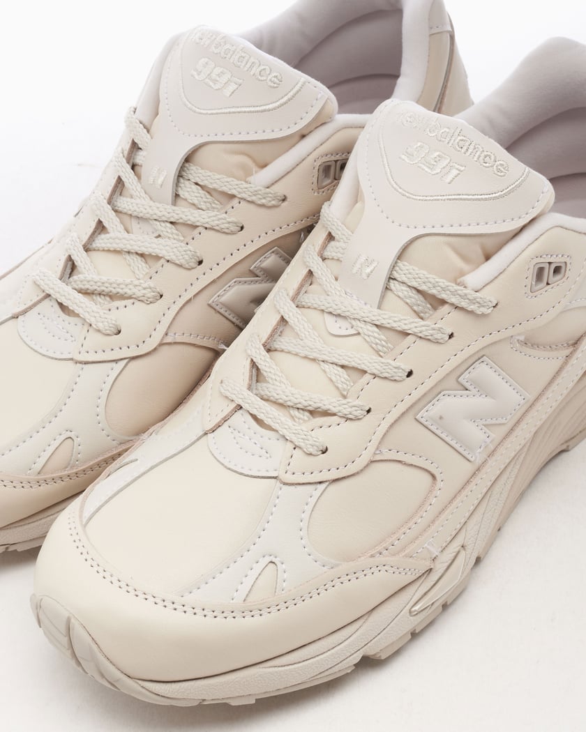 New Balance M991v1 OW Contemporary Luxe Made In UK Beige M991OW |  FOOTDISTRICT