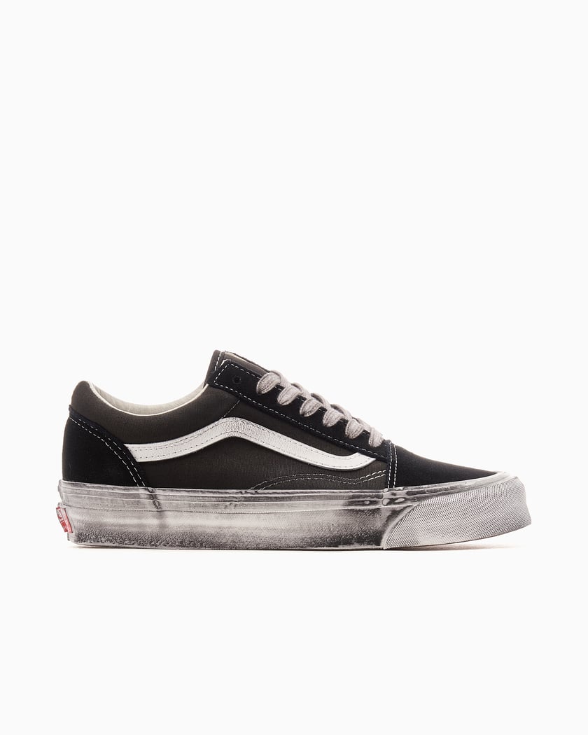 Vans north outlet face restock
