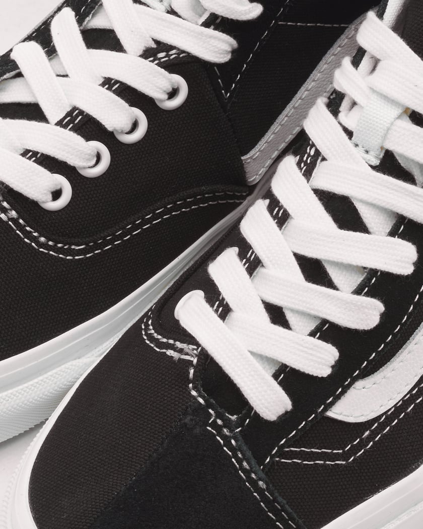 Vans color black online
