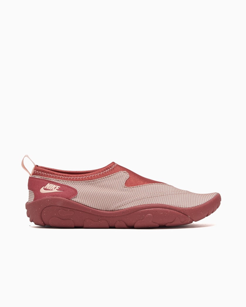 Nike Women's Aqua Turf Pink, Red FZ5628-200 | FOOTDISTRICT