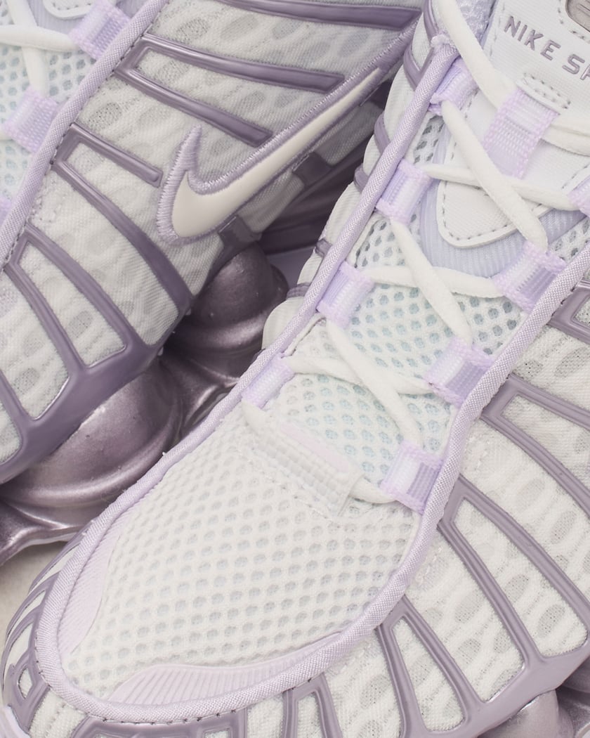 Nike Shox TL Women's White AR3566-104 | FOOTDISTRICT Nike Shox TL Women's White AR3566-104 | FOOTDISTRICT