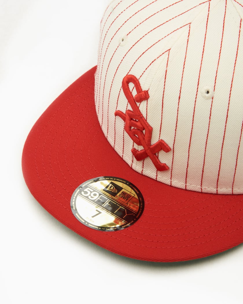 New Era Chicago White Sox Retro Script MLB 59FIFTY Unisex Cap Red 60417779  | FOOTDISTRICT