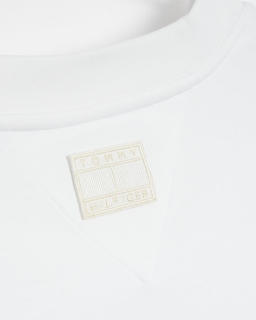 Tommy Hilfiger Essentials Men's T-Shirt White MW0MW23773-YCF| Buy Online at  FOOTDISTRICT