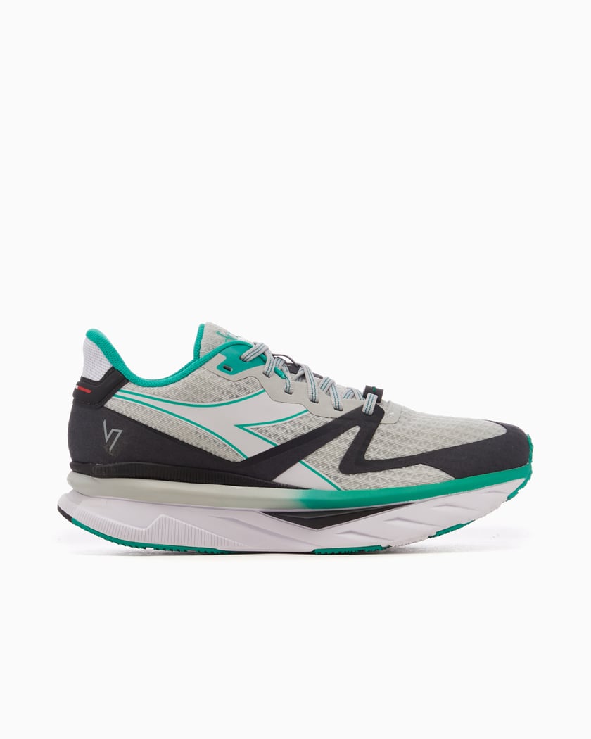 Diadora v7000 usa cheap