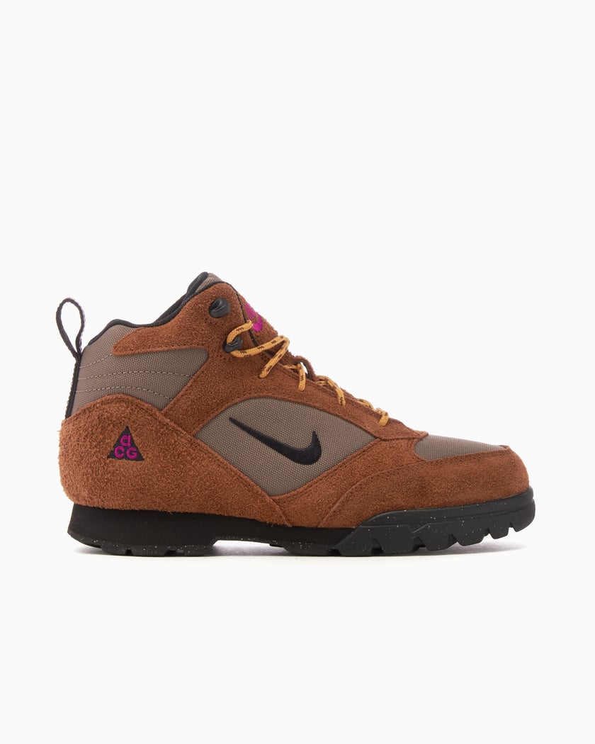 Nike acg boots on sale on sale
