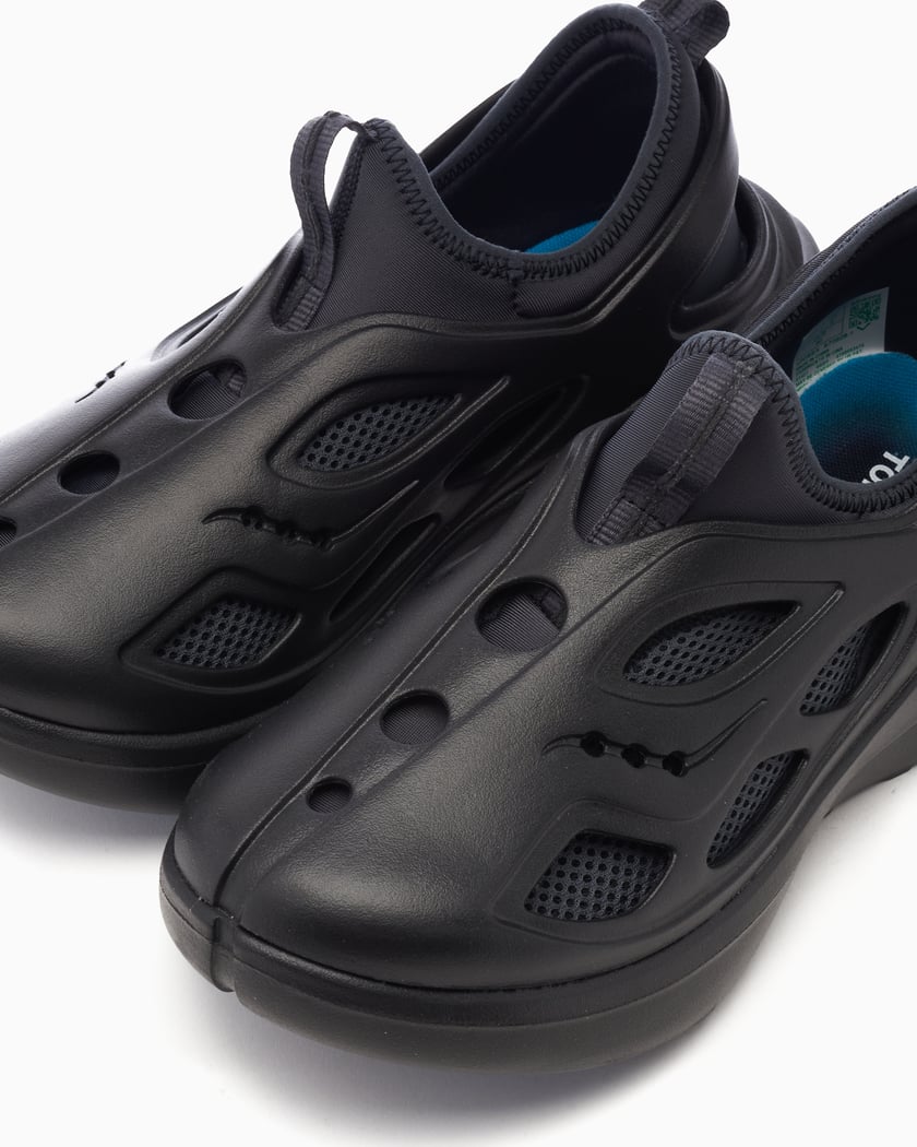 商品画像：Saucony x TOMBOGO™ Butterfly Black S70828-1 | FOOTDISTRICT 1