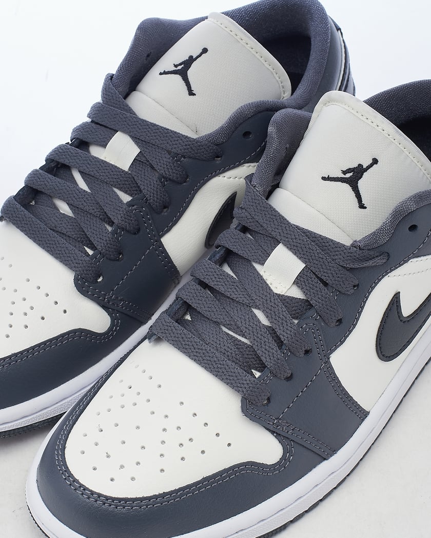 Jordans grijs deals wit