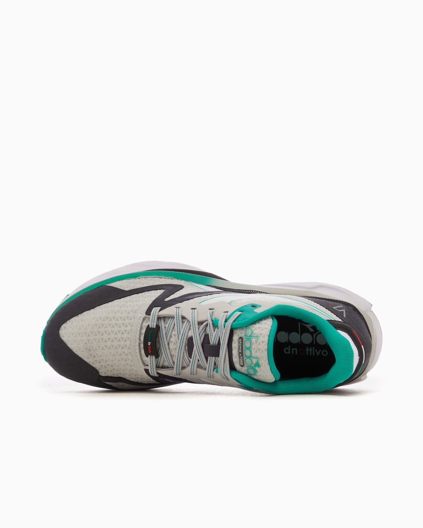 Diadora Atomo V7000