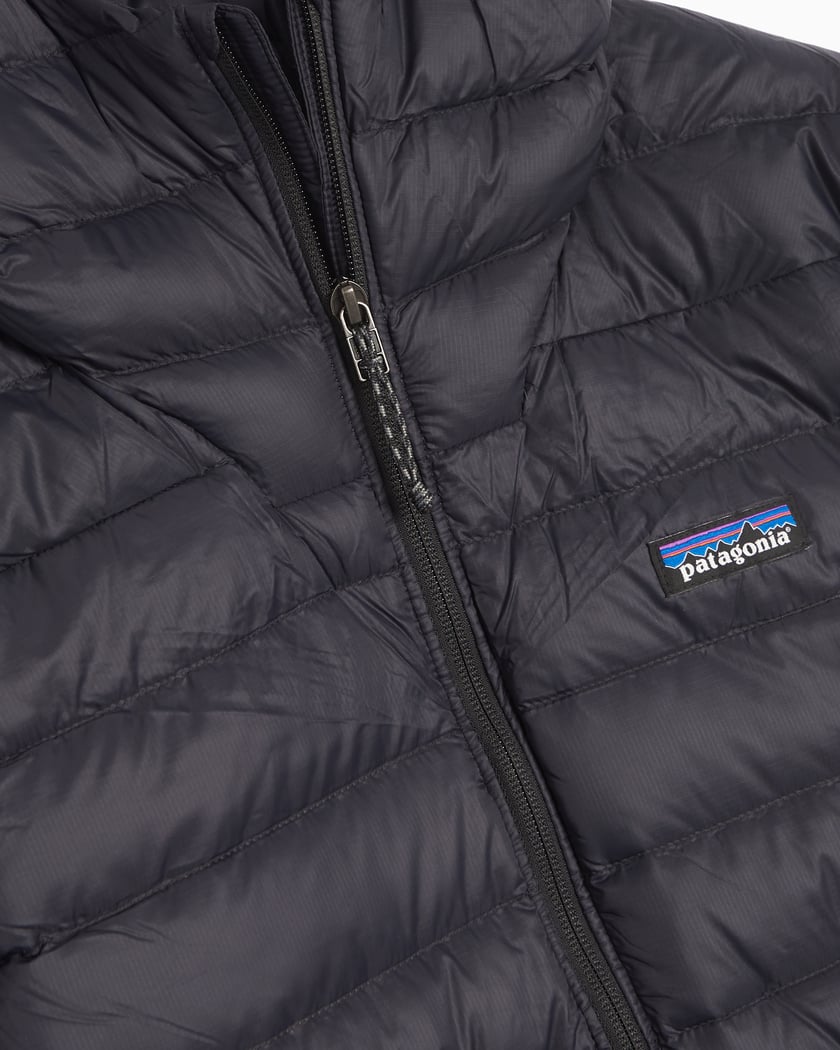 Patagonia Men's Down Jacket Black 84702-BLK | FOOTDISTRICT Patagonia Men's Down Jacket Black 84702-BLK | FOOTDISTRICT