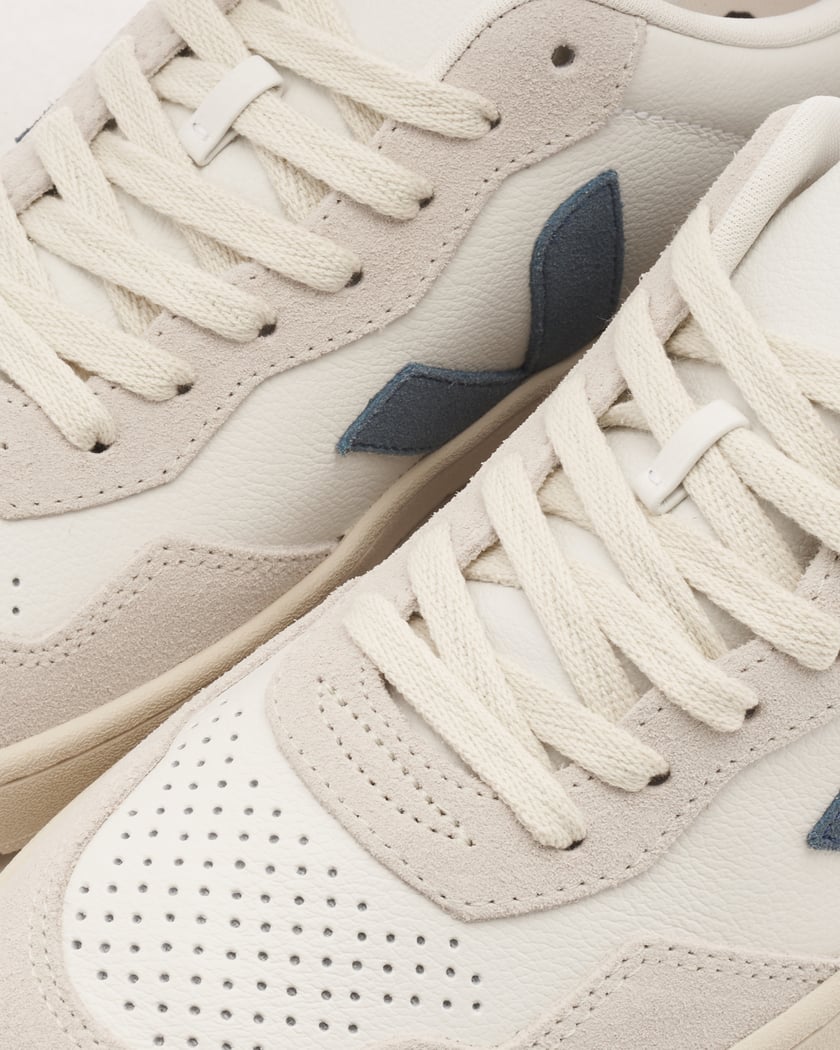 Veja Sneakers FOOTDISTRICT