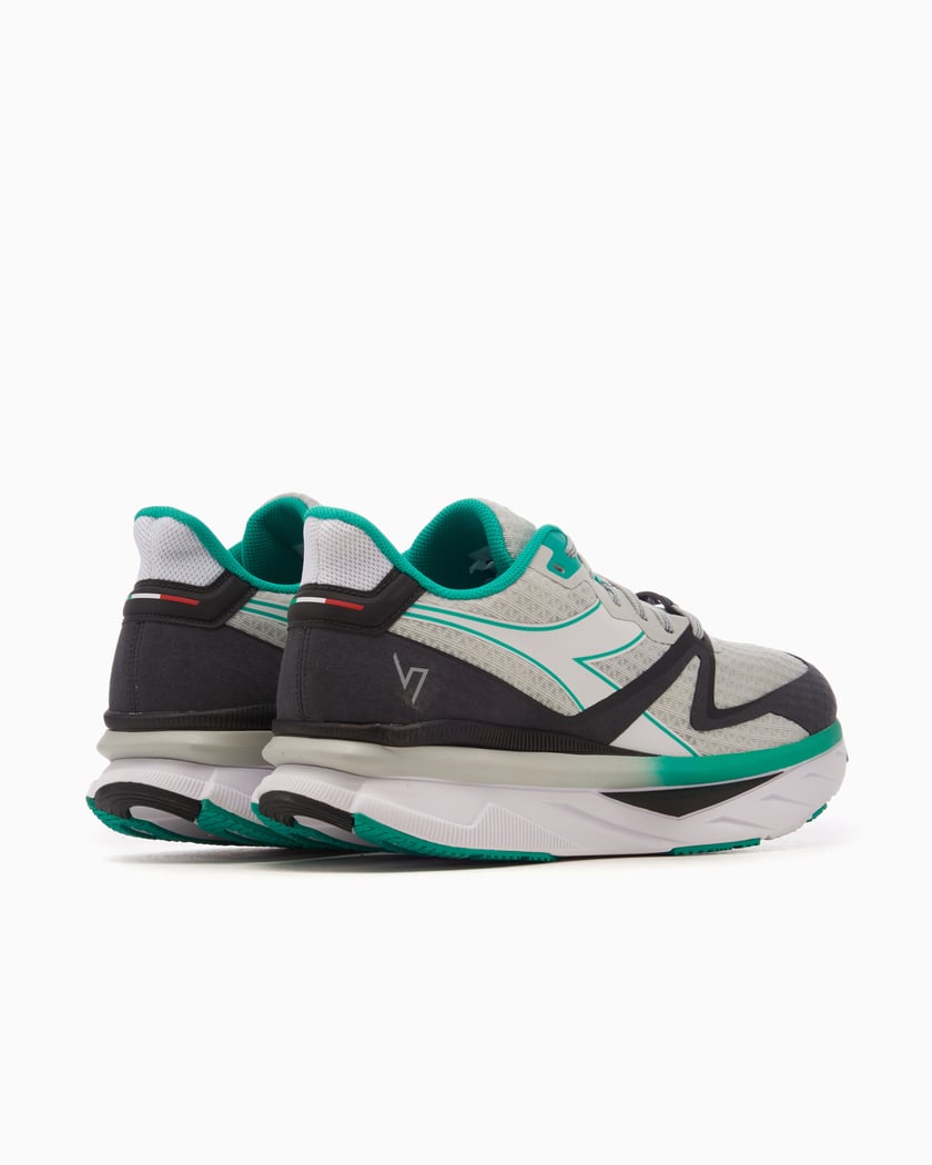 Diadora Atomo V7000 Gris 101.179073 473 FOOTDISTRICT