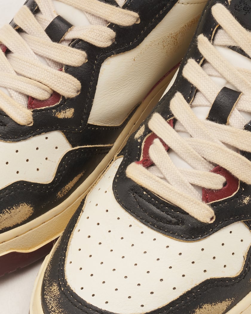 Autry Super Vintage Low Bianco AVLMLB01 FOOTDISTRICT