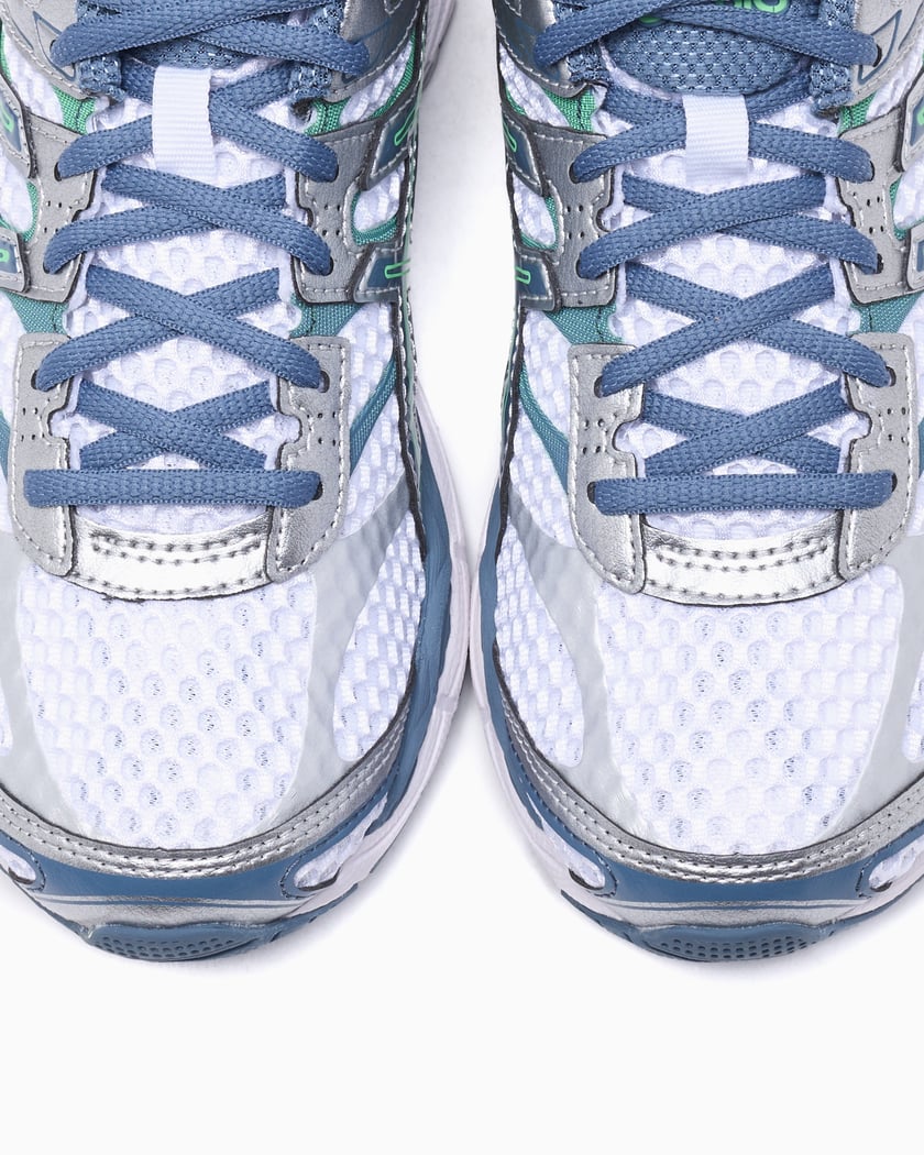 ASICS Gel-Cumulus™ 16 Azul, Verde, Blanco 1203A733-100 FOOTDISTRICT