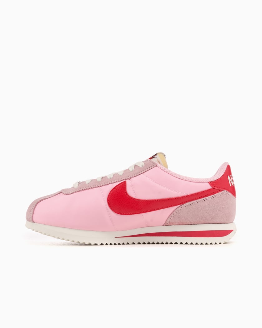 nike pastel cortez