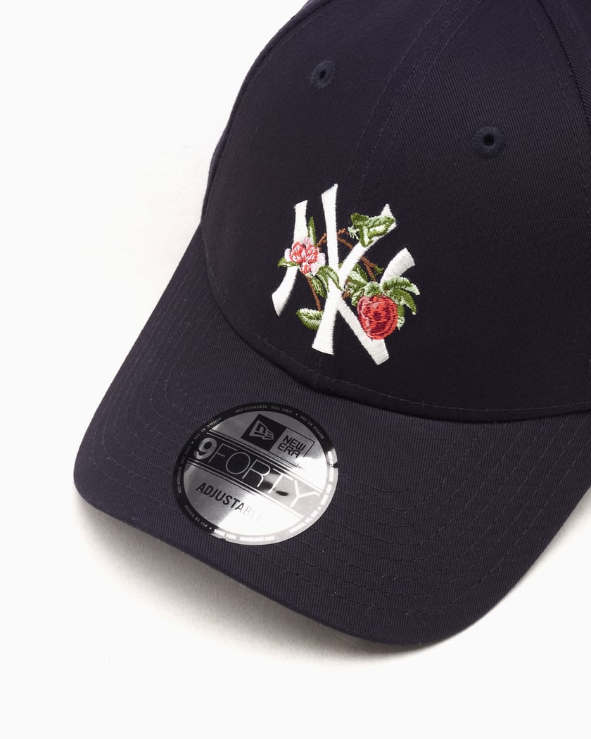 New Era New York Yankees Fruit Icon 9FORTY Unisex Cap Blue New Era New York Yankees Fruit Icon 9FORTY Unisex Cap Blue