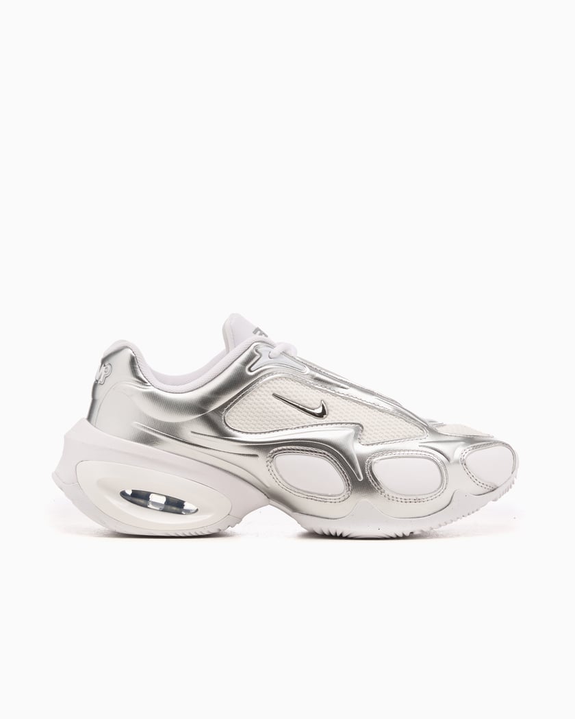 靴 Nike Women's Air Max Muse 26cm Nike Women's Air Max Muse Sneaker | Urban Outfitters