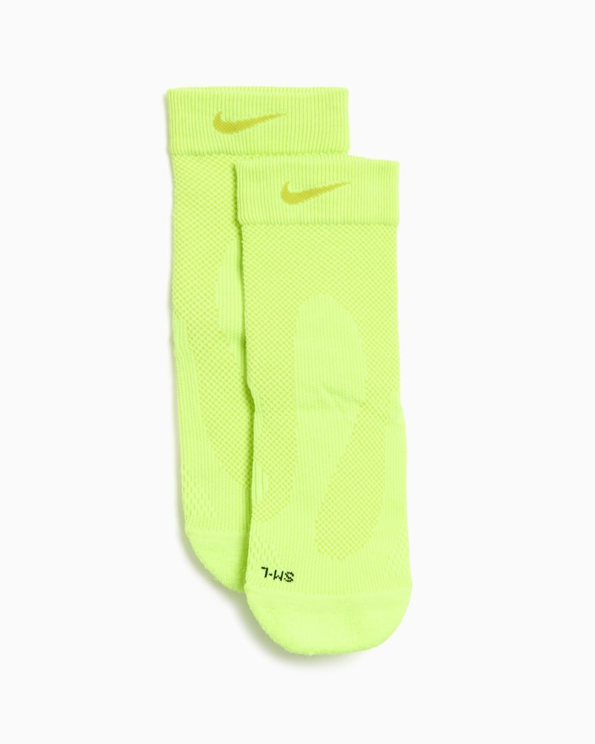 yellow 200 nike