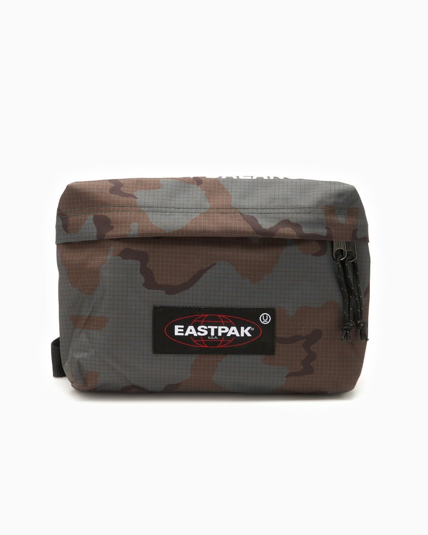 Eastpak x Undercover Unisex Crossbody Waist Bag Grun EK0A5BCUZ811 FOOTDISTRICT