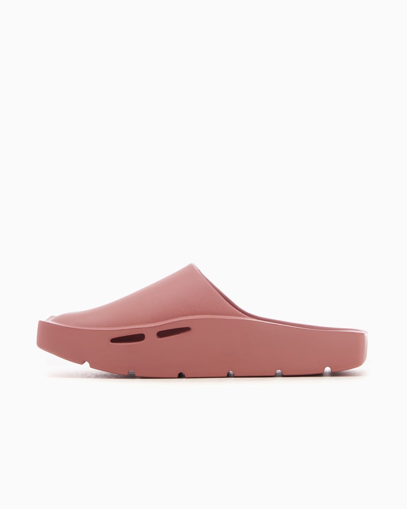 Foot district top yeezy raffle