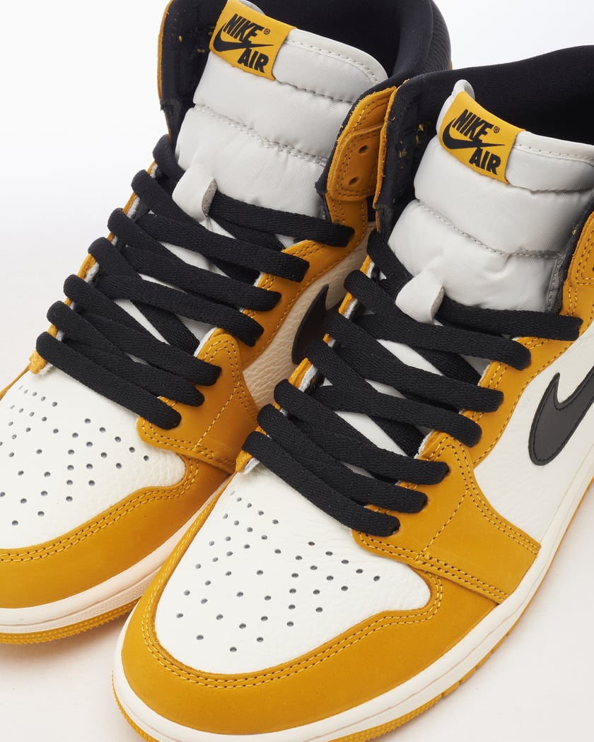 Jordan 1 amarillo y negro deals