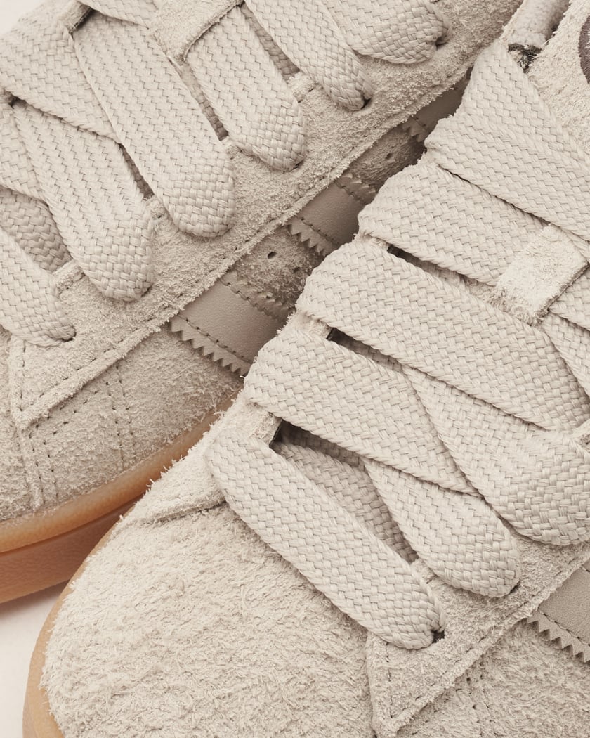 adidas Originals Women s Campus 00s Beige IH2660 FOOTDISTRICT