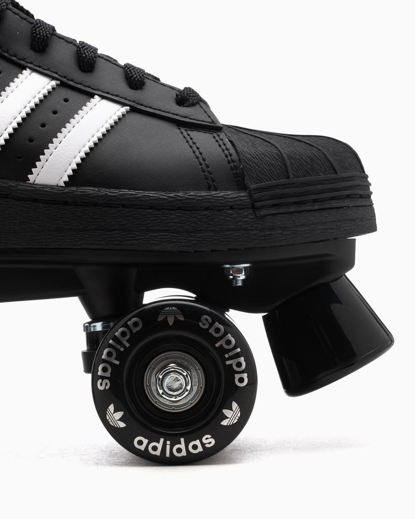 adidas Originals Women's Superstar 82 Roller Skate Black