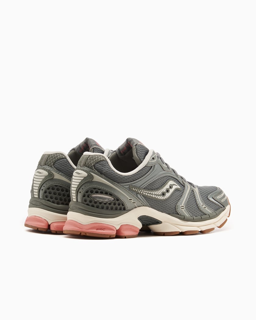 Saucony hurricane 4 vs 5 deals