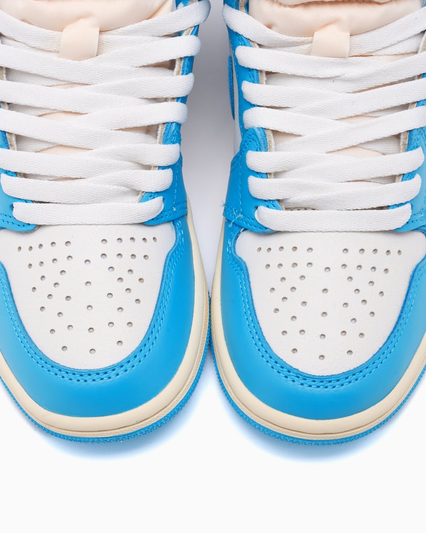 retro high unc